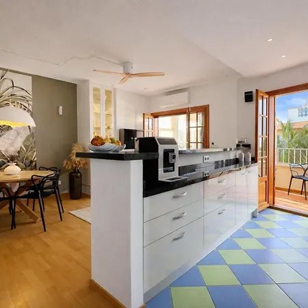 Апартаменти Duplex Sylinn - 200 M From The Sea - Playa Locos Торрев'єха