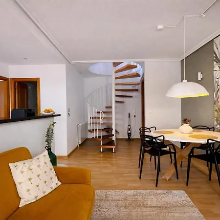 Апартаменти Duplex Sylinn - 200 M From The Sea - Playa Locos *