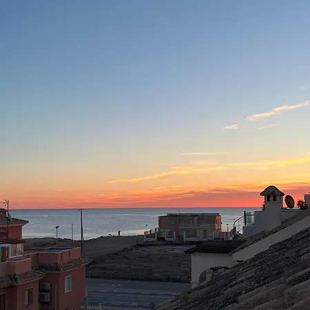 Апартаменти Duplex Sylinn - 200 M From The Sea - Playa Locos Торрев'єха